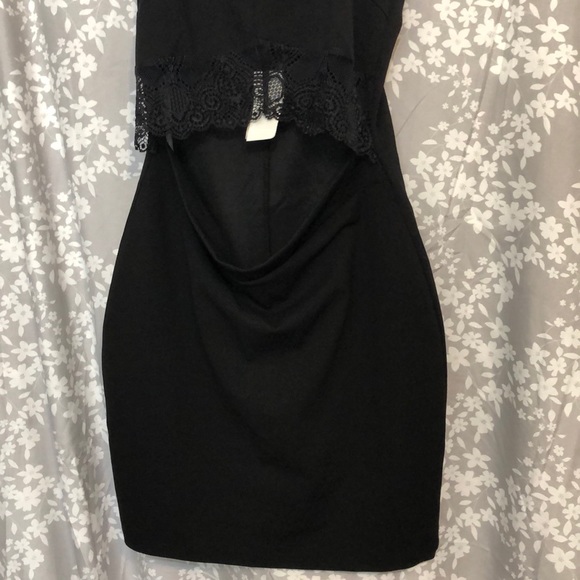 Spaghetti strap dress - Picture 2 of 3